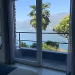 Bed and Breakfast Nest On The 3*