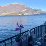 Bed and Breakfast Nest On The 3*