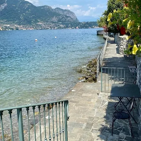 Nest On The לינה וארוחת בוקר לצנו